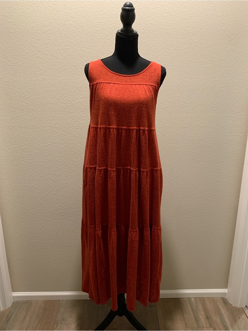 Max Studio Tiered Sleeveless Maxi Dress in Rust Orange (Size XS)